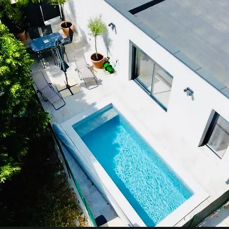 Moderne 3 Ch Piscine Privée Parking