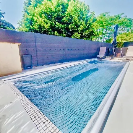 Moderne 3 Ch Piscine Privée Parking Hébergement de vacances Saint-Maximin (Gard)