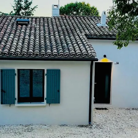 La Parenthese - Avec Piscine A 2 Min D'uzes Ferienhaus Saint-Maximin (Gard)
