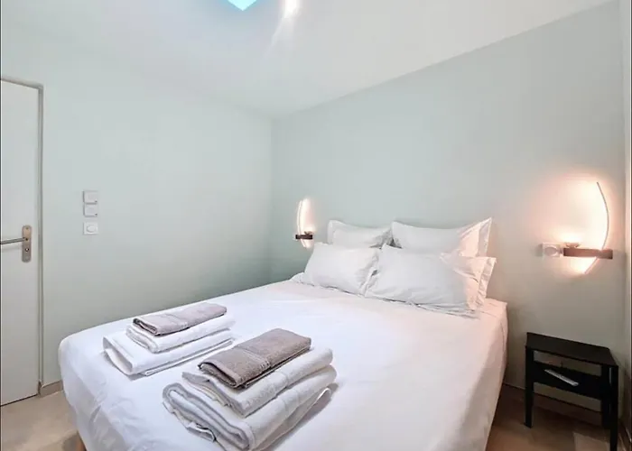 Hébergement de vacances Moderne 3 Ch Piscine Privée Parking Saint-Maximin (Gard)